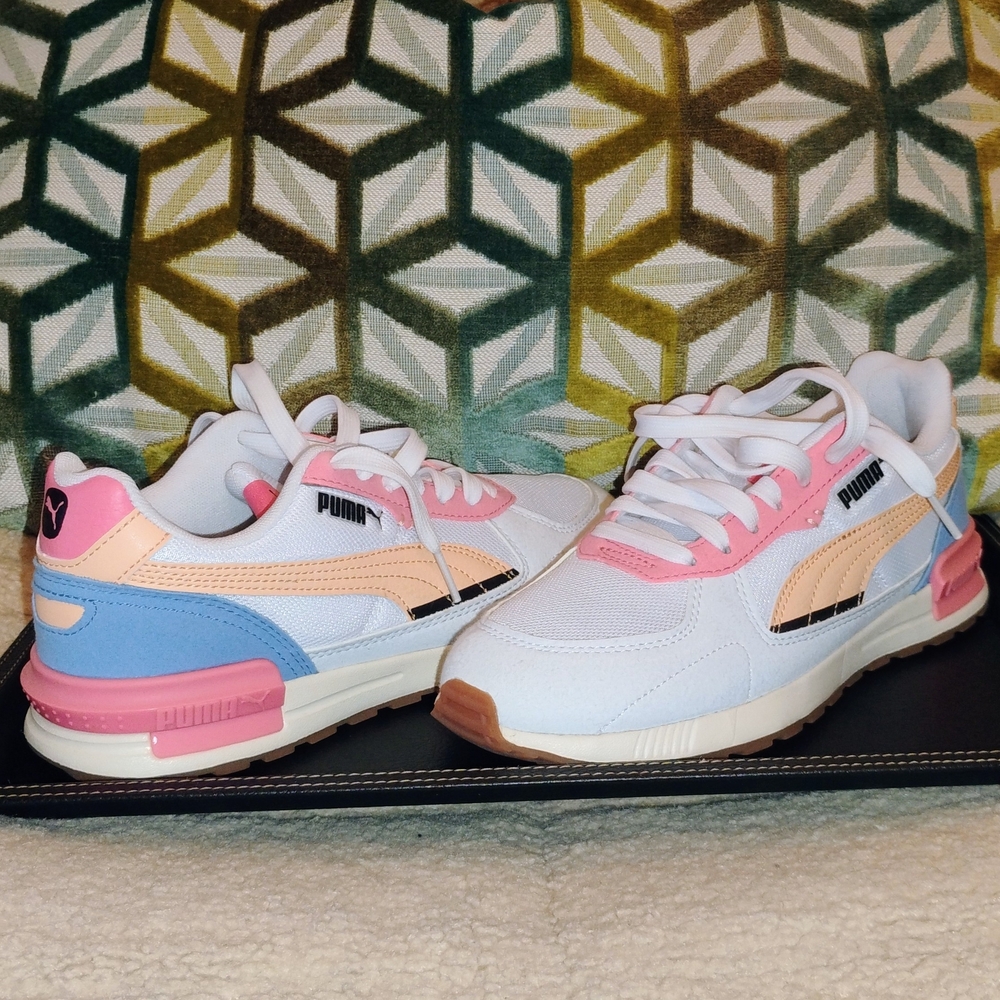 PUMA Sneakers worn 1x!